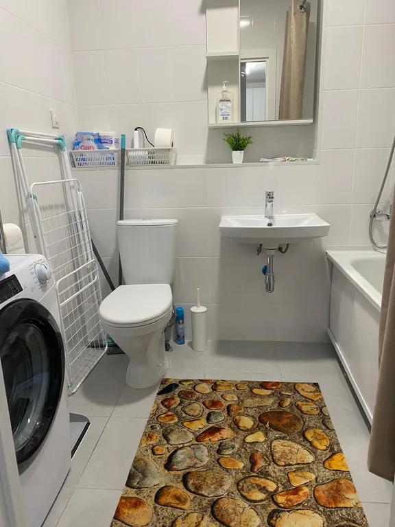 Евро однушка с видом на лес