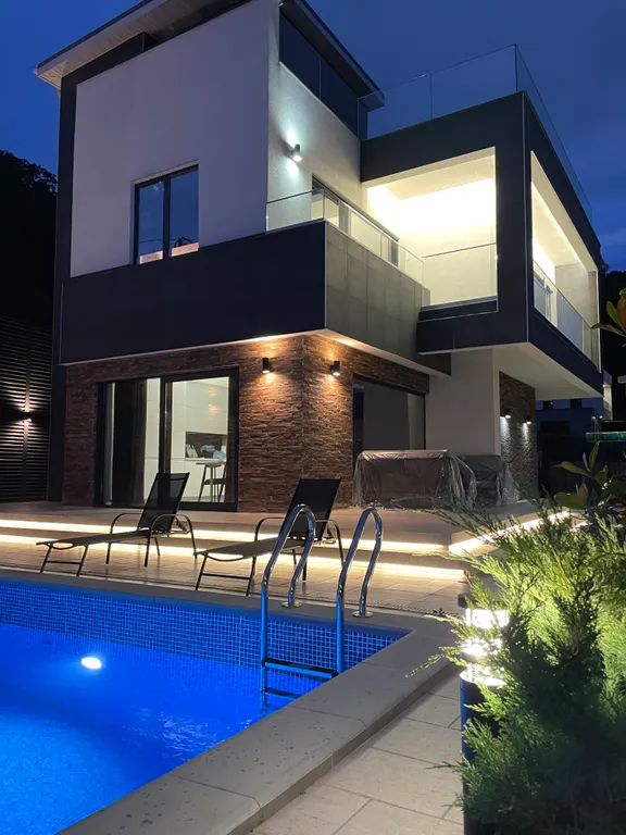 Коттедж 3-комнатный Дом — аренда посуточно в Хоста