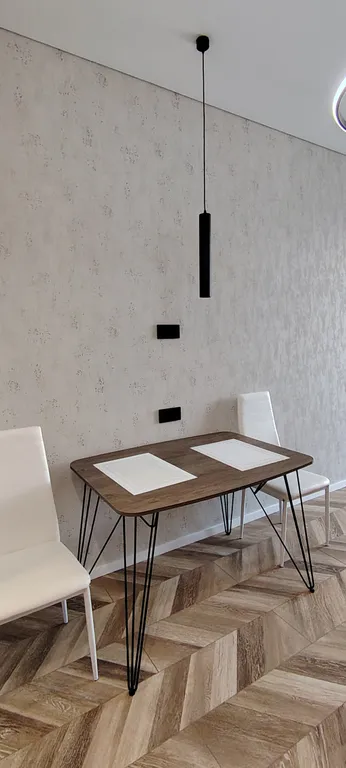 Студия с видом на горы