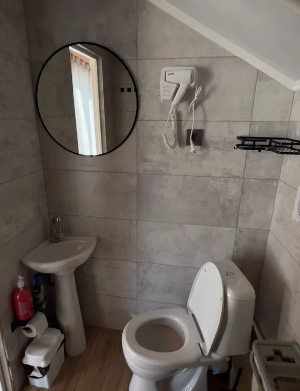 Двухместный улучшенный номер с панорамными окнами и видом на горы