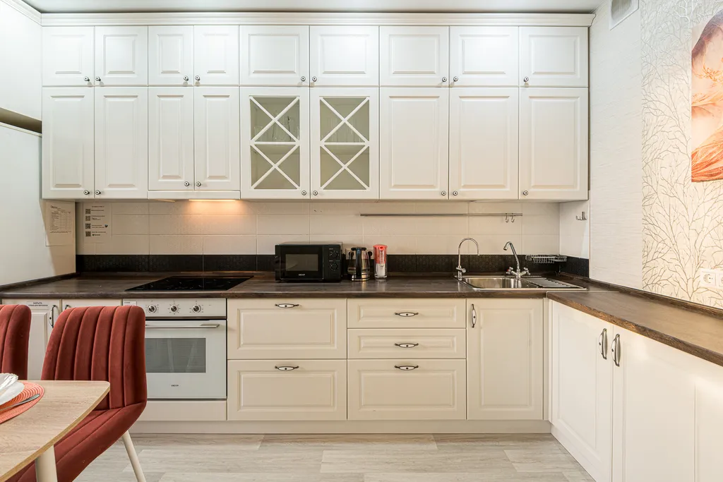 В центре у ТЦ Мега Молл, кондиционер, гостиничный сервис, бесконтактно