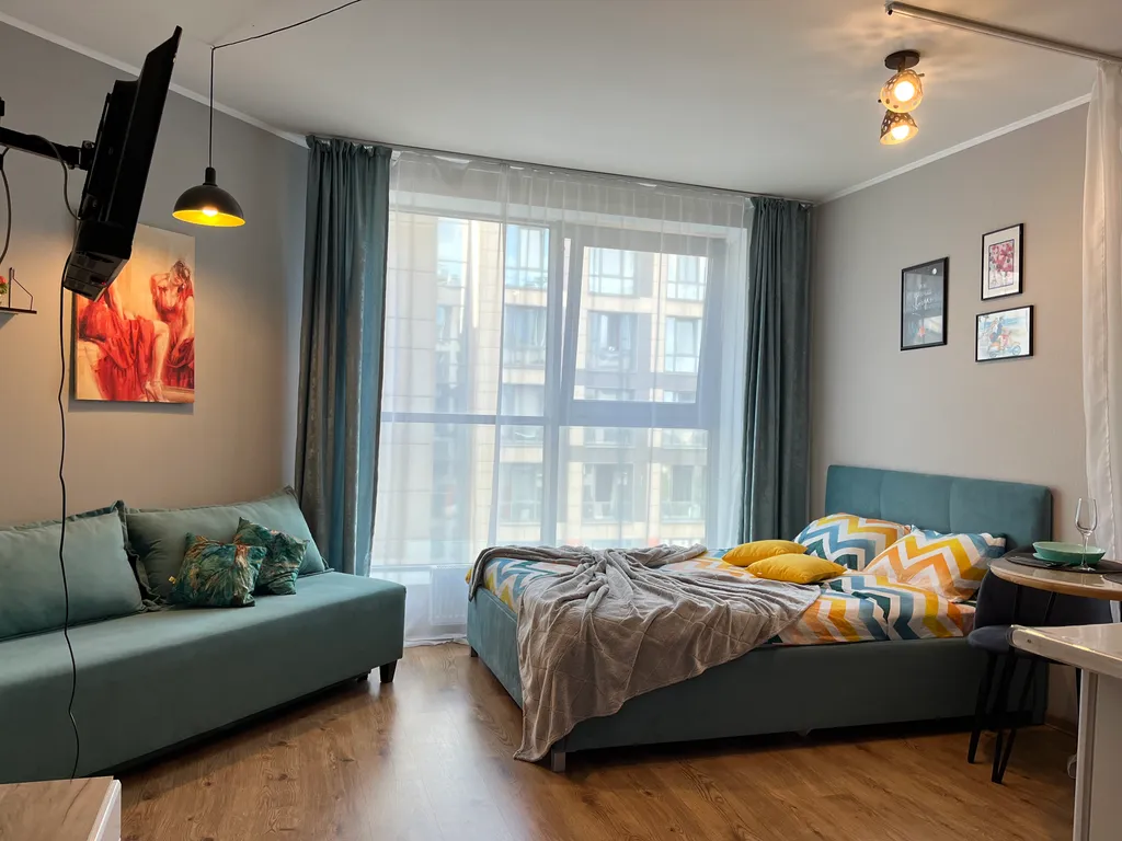 Апартамент у метро со всеми удобствами