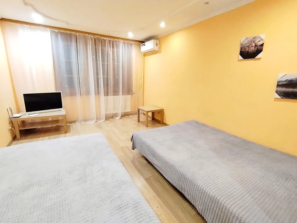 Квартира Квартира Двушка рядом с ТЦ Аврора Молл — Самара