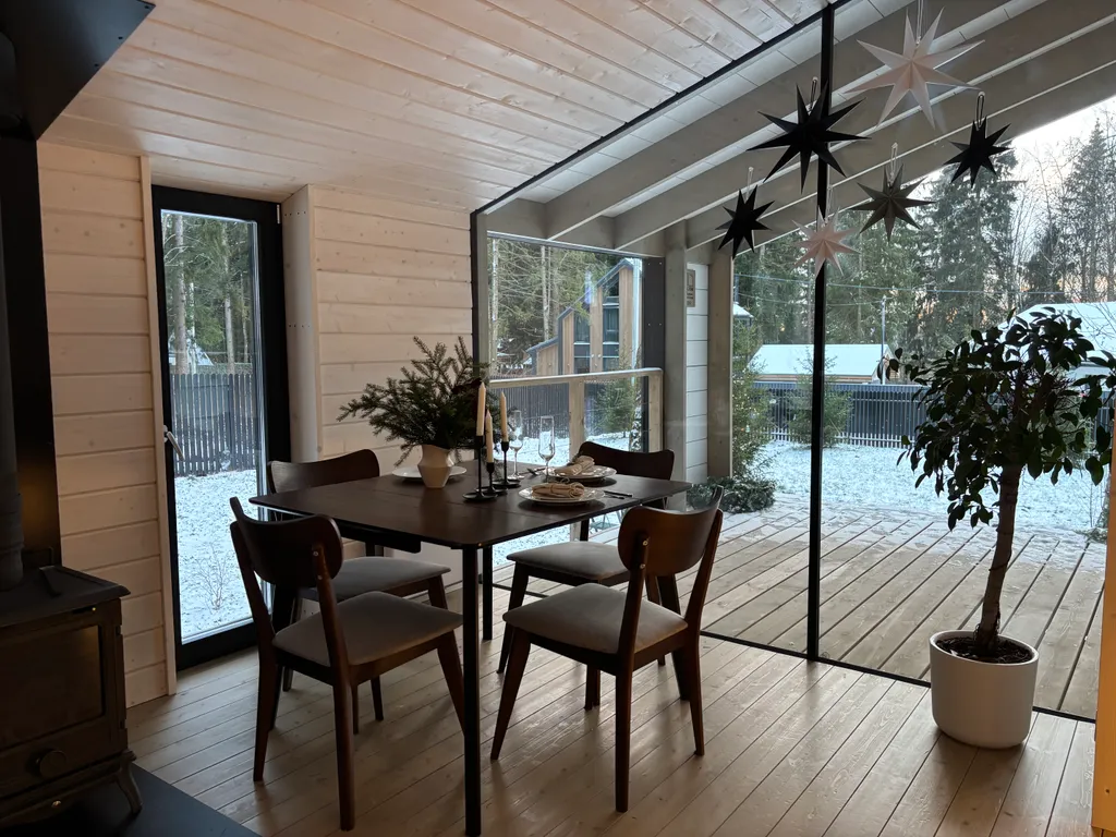 Стильный домик в лесу рядом с Икшинским водохранилищем