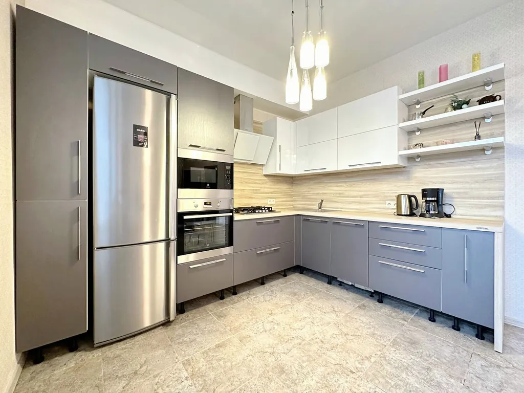 3-комнатная квартира в центре рядом с набережной