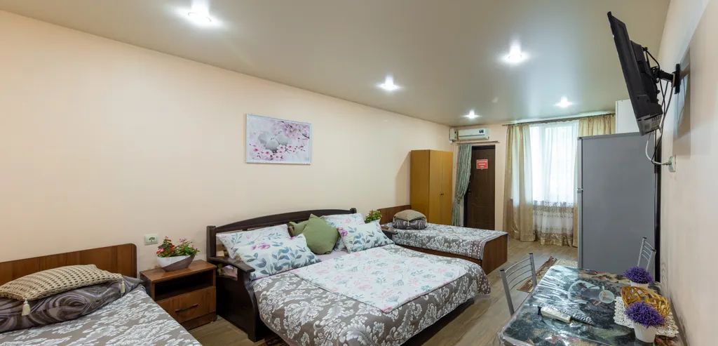 Коттедж Уютный домик-студия, утопающий в зелени — Геленджик