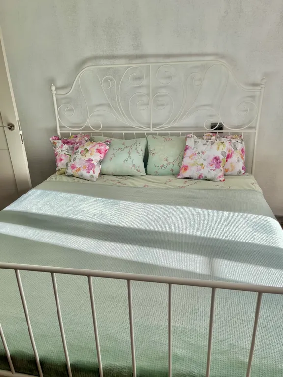 Посёлок имени Морозова квартира у Ладожского озера , каток