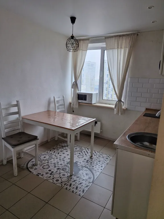 Трёхкомнатная квартира в 300 метрах от МКАД