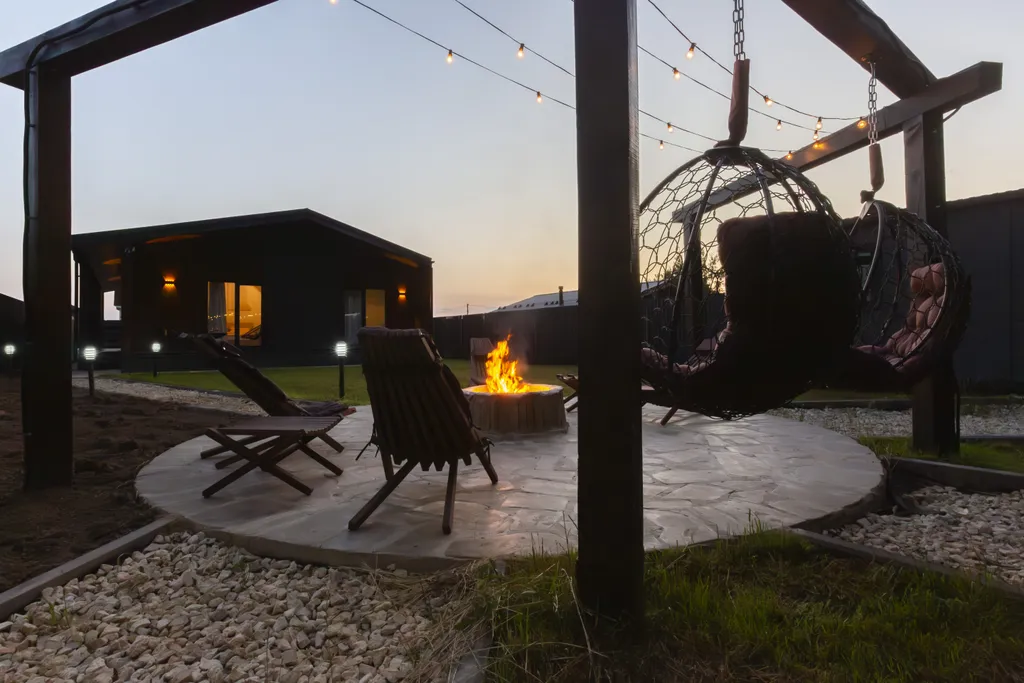 Уютный загородный коттедж с видом на лес