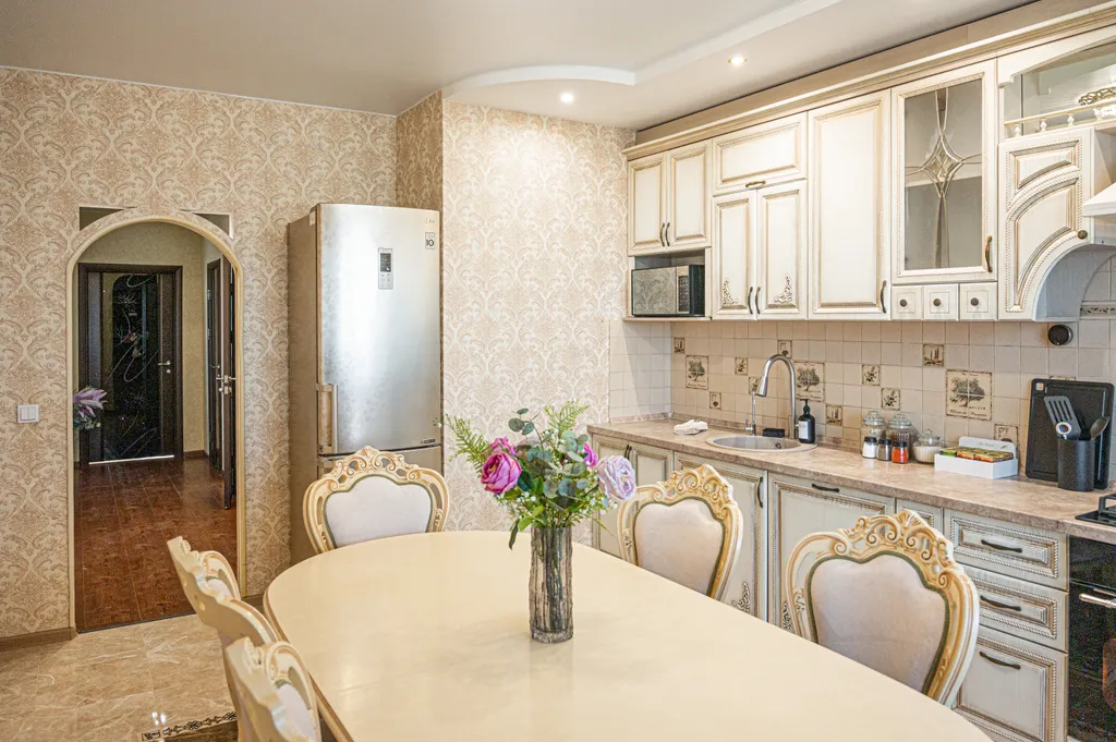 Квартира Трёхкомнатная 110-метровая квартира в современном районе Великого Новгорода — Великий Новгород