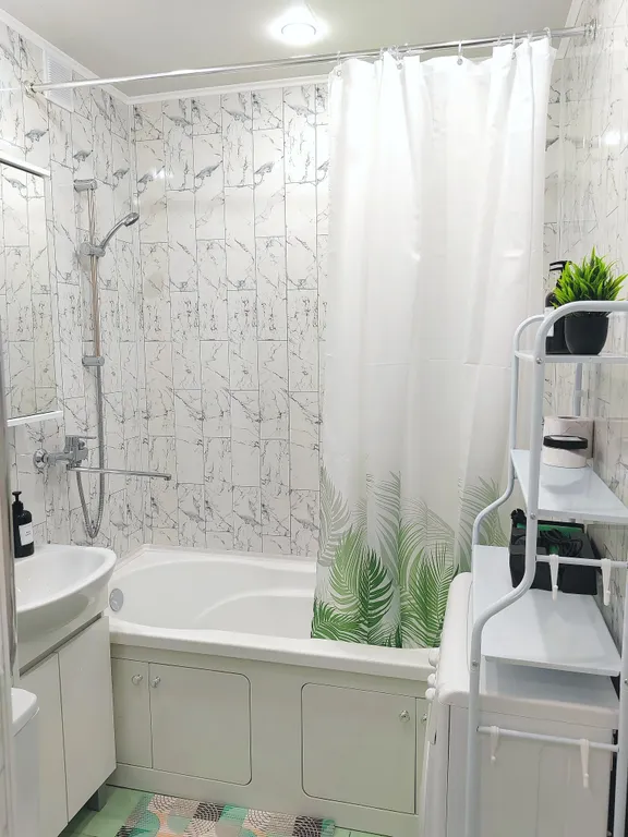 Стильная квартира с дизайнерским ремонтом курортный стиль в центре