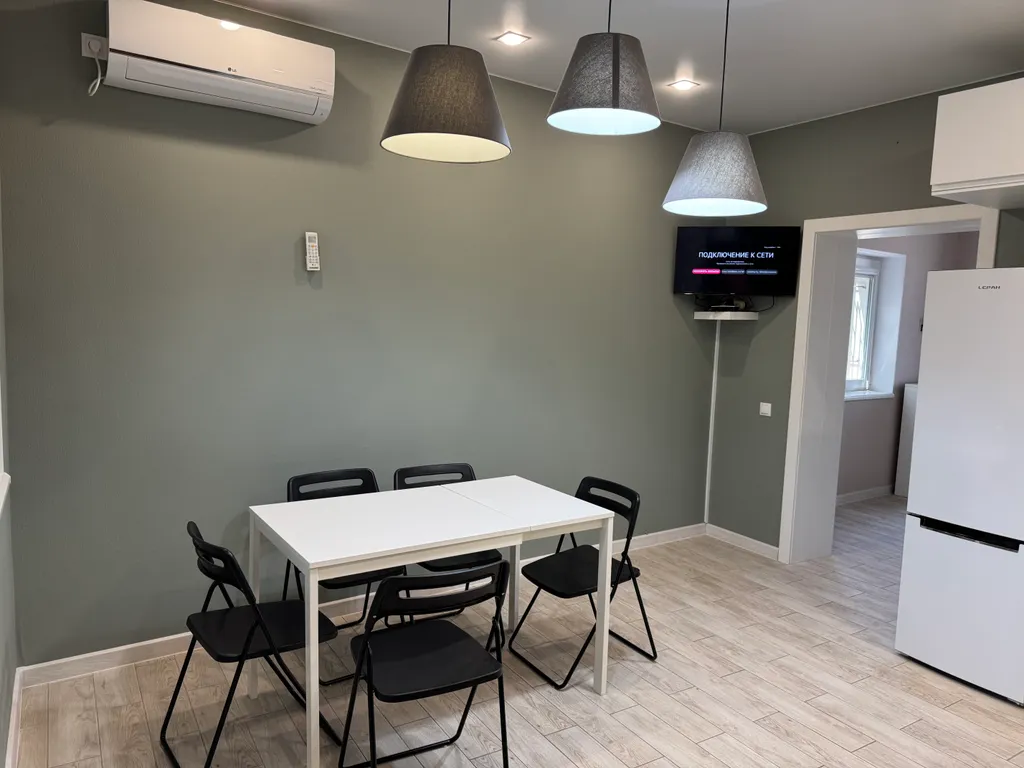 Половина Коттеджа