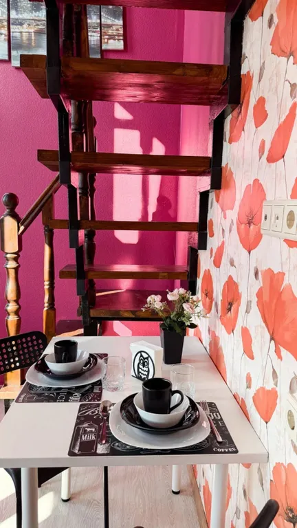 Стильная двухуровневая студия