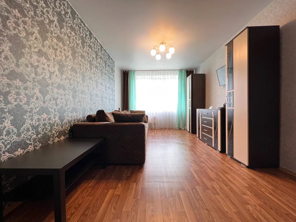 Трёхкомнатные апартаменты в центре Автозаводского района