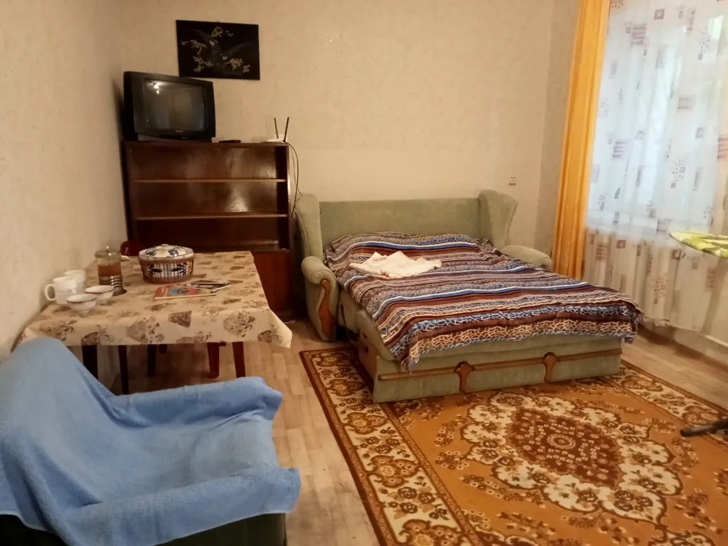 Квартира Дом с садом в 500 м от моря — аренда посуточно в Приморский