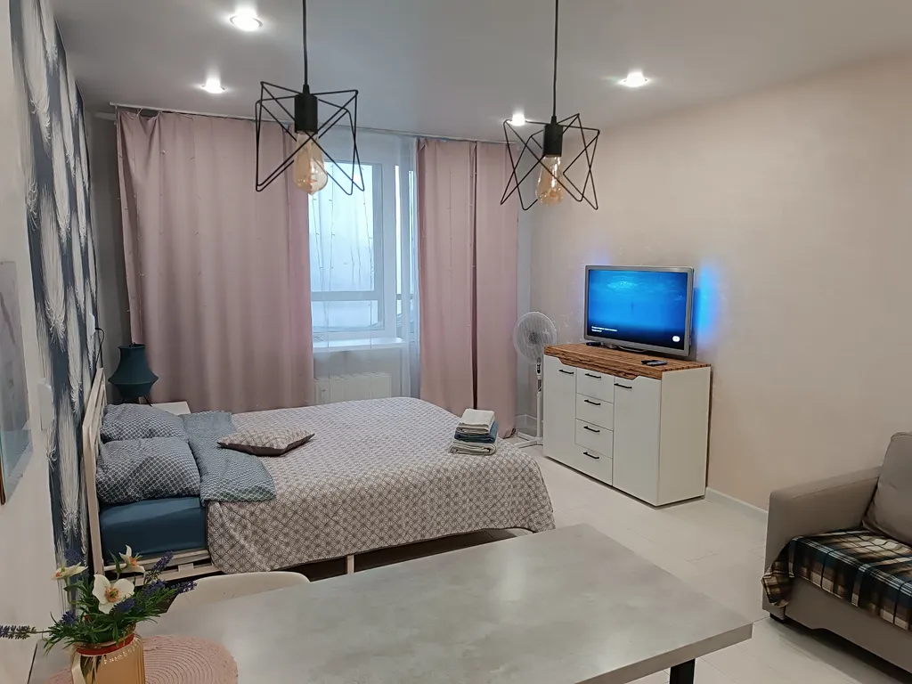 Красивая-студия с видом на фонтаны