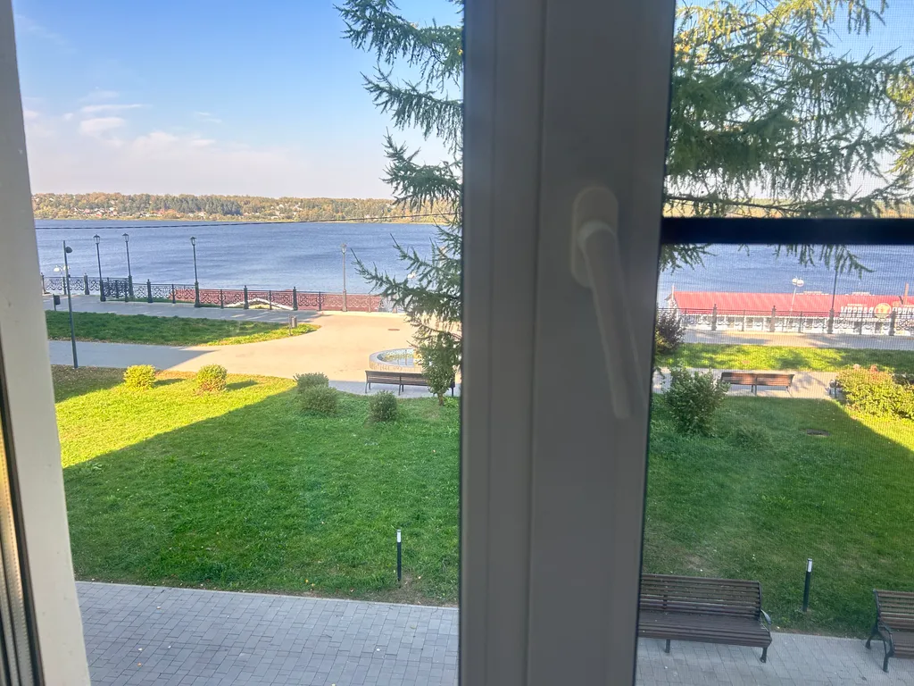 Квартира в центре на набережной с видом на волгу