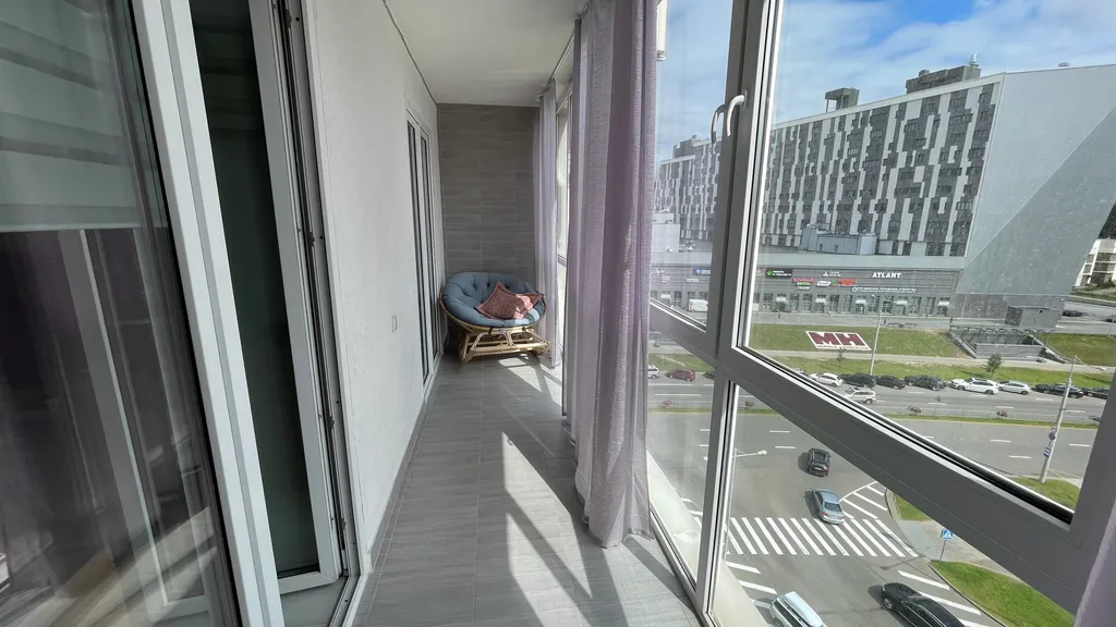 Квартира Квартира Евродвушка с панорамными окнами — у метро и Dana Mall — Минск
