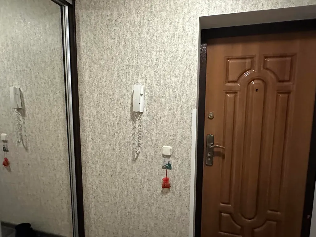 1 комнатная квартира прямо возле метро