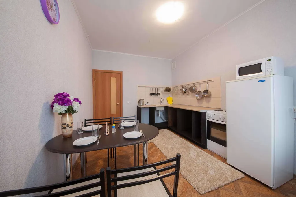 Квартира Квартира Однокoмнaтнaя квaртиpа нaпрoтив ТРЦ Планeта — Красноярск