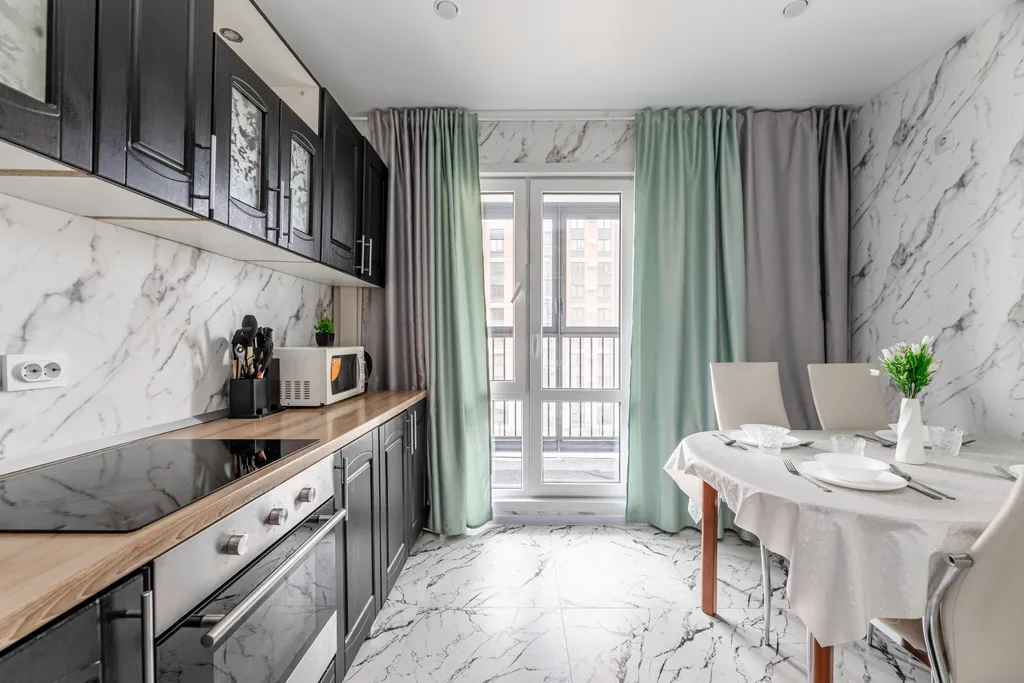 Двухкомнатная квартира на 8 спальных мест у аэропорта