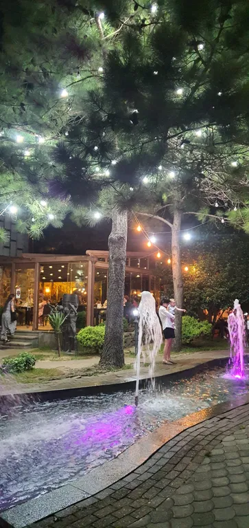 Квартира Апартаменты студия в центре города в Orbi city с видом на море и горы — Батуми