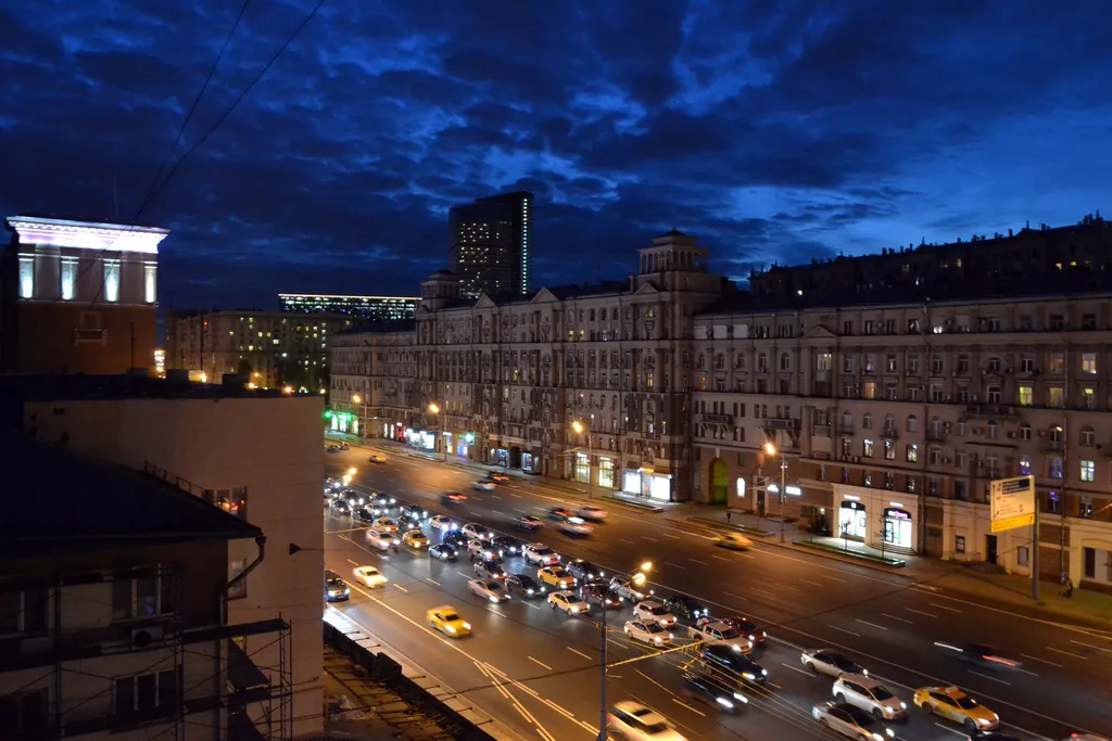 Квартира 4-ком квартира с видом на ночную Москву — Москва