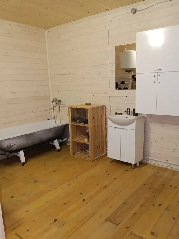 Уютный новый дом с баней на берегу реки в 45 км от Москвы-Домодедово