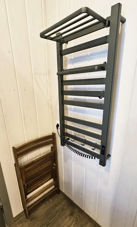 Далеко и надолго