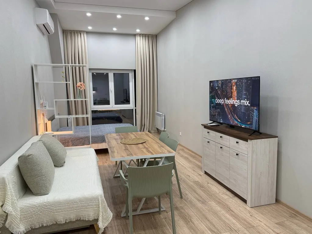 Leonardo apt with a sunset view