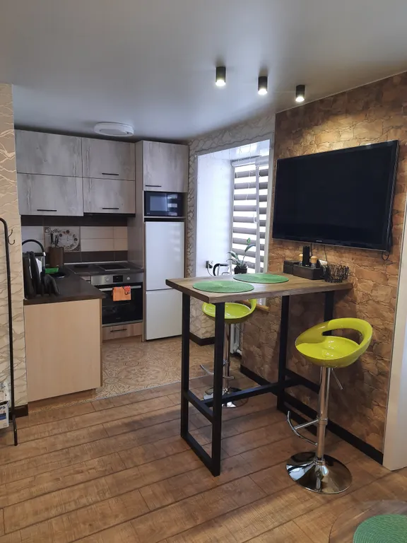 Уютная студия в стиле лофт в центре посёлка