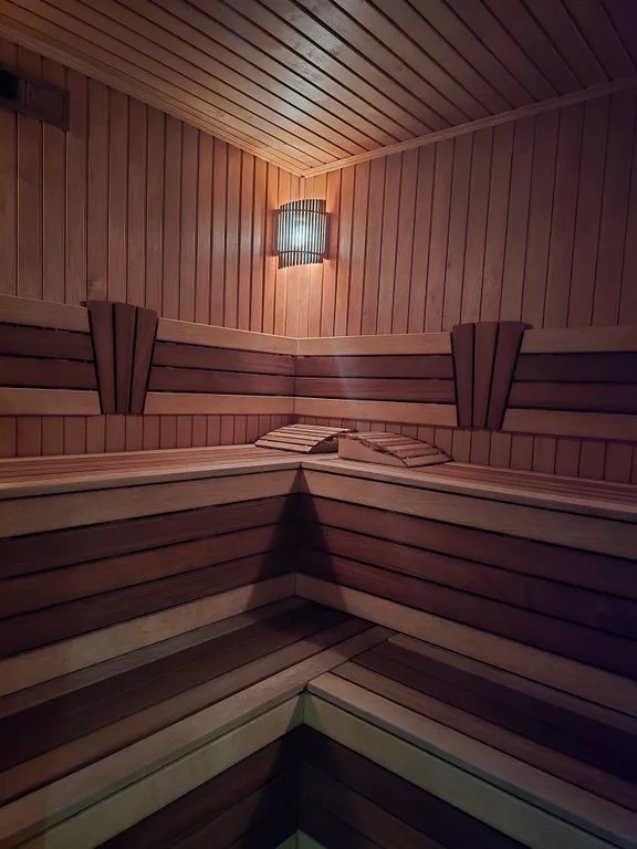 Тихий уют с бассейном для отдыха семьёй