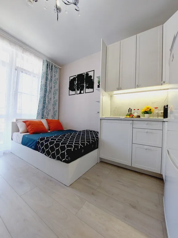 Студия с бассейнами в ЖК Кипарис