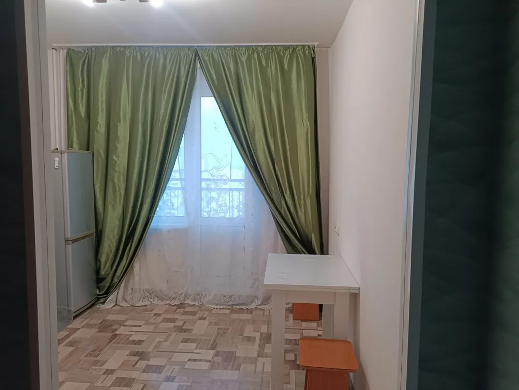 Квартира в центре Солнечного у парка и ТЦ