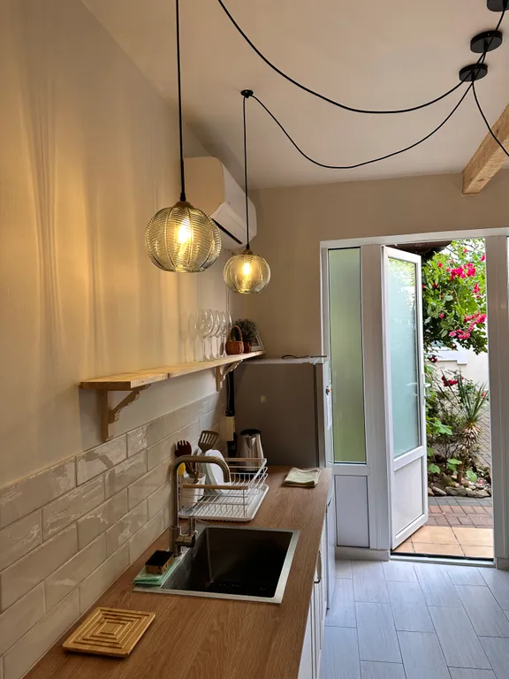 Квартира 2-комнатные апартаменты в центре — Геленджик