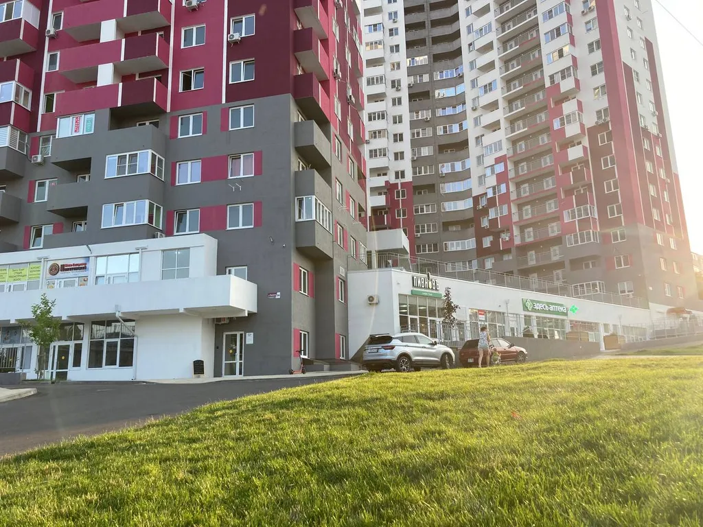 Четырёхкомнатная квартира с новым ремонтом и шикарным видом на море