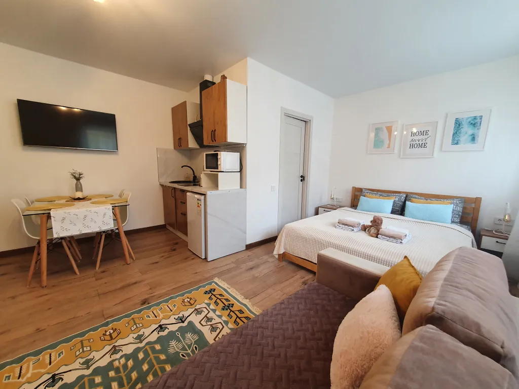 Квартира Квартира Студия с выходом на лужайку — Светлогорск