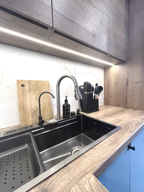 Евротрешка с дизайнерским ремонтом