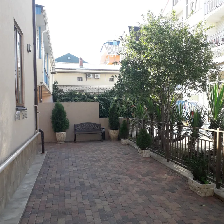 Квартира Квартира Студия Солнечная — Сириус