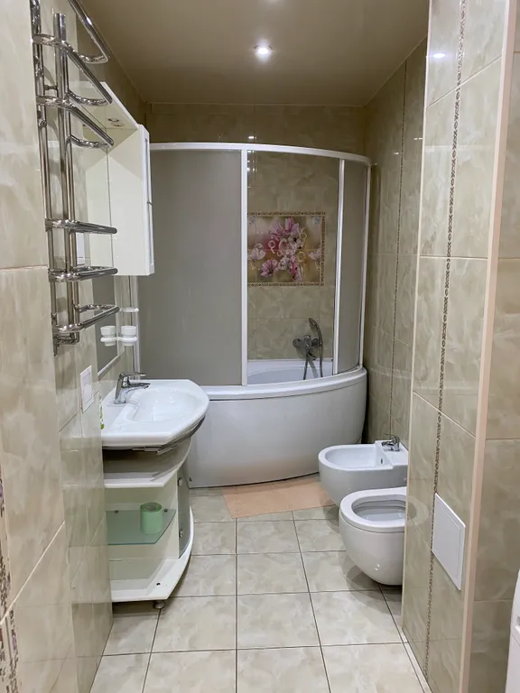 Уютная квартира в центре города рядом с парком 30 лет ВЛКСМ