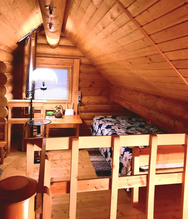 Дом на берегу озера