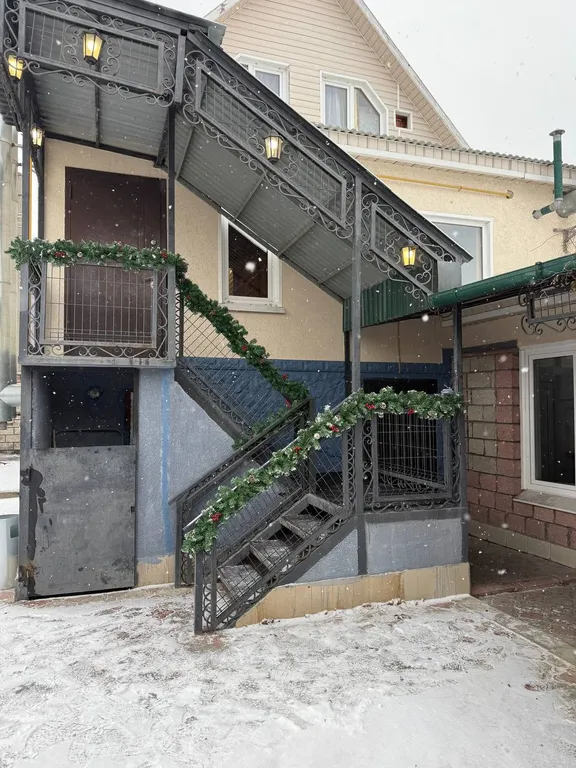 Дом для мероприятий и праздников до большой компании