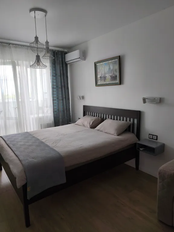 Квартира - студия с панорамным видом на город