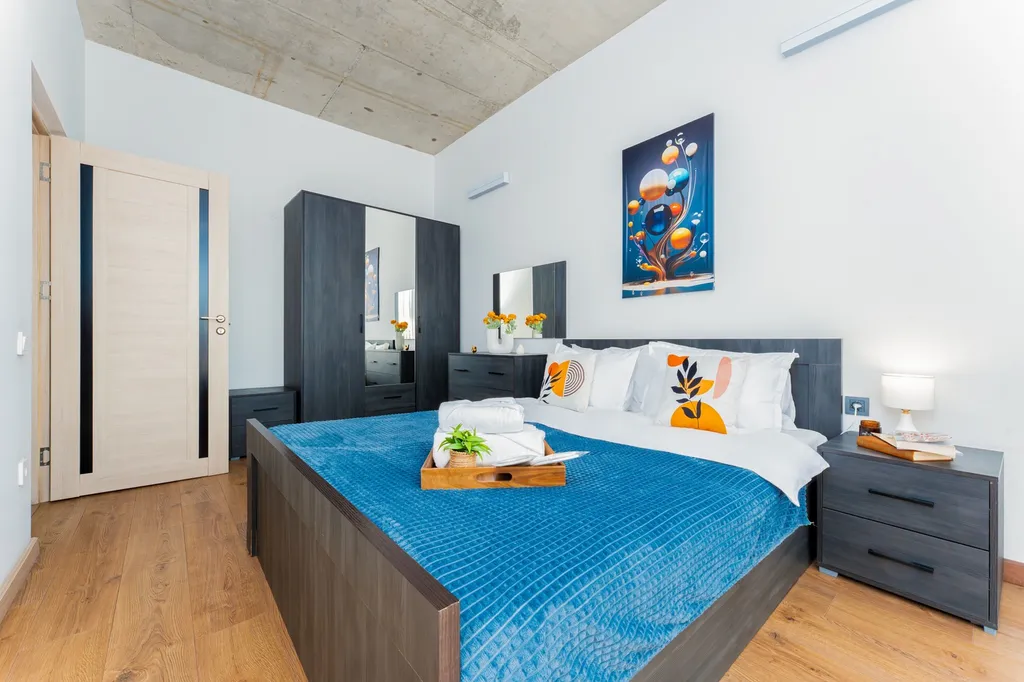 Стильная квартира с балконом у Площади Республики