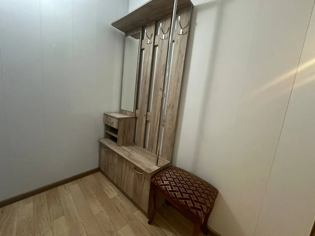 Недорогая удобная квартира в центре Петергофа