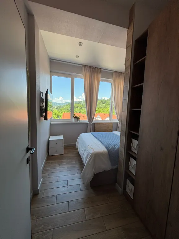 Квартира Двухкомнатная квартира с дизайнерским ремонтом — Адлер