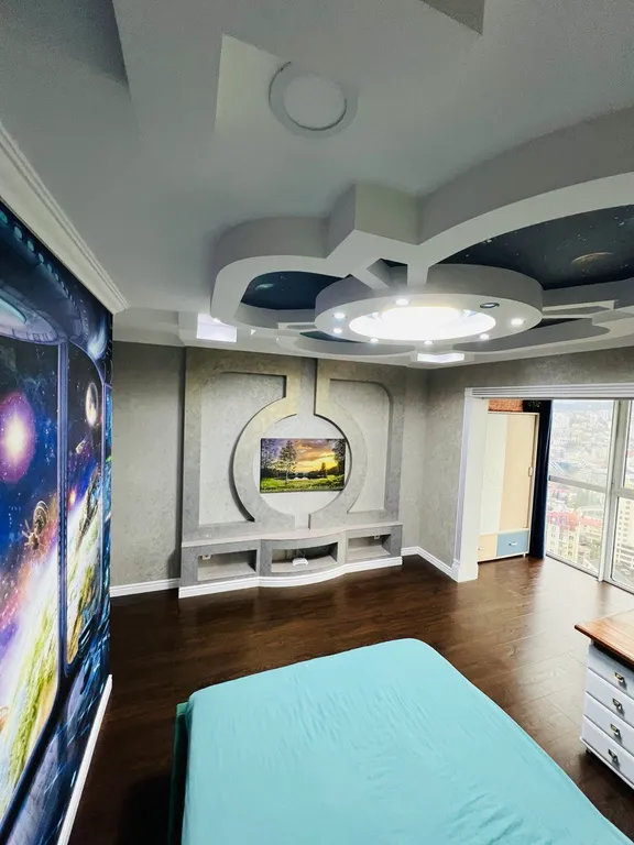 Элитная квартира с видом на море и город