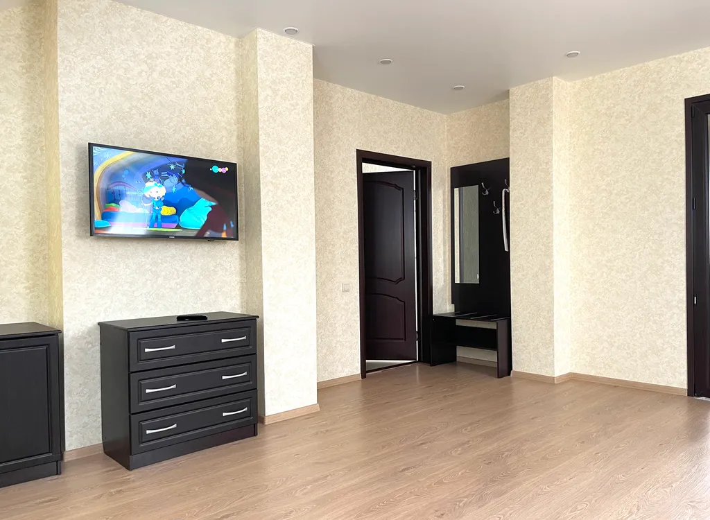 Квартира Квартира Двухкомнатный семейный номер с мини кухней — Геленджик