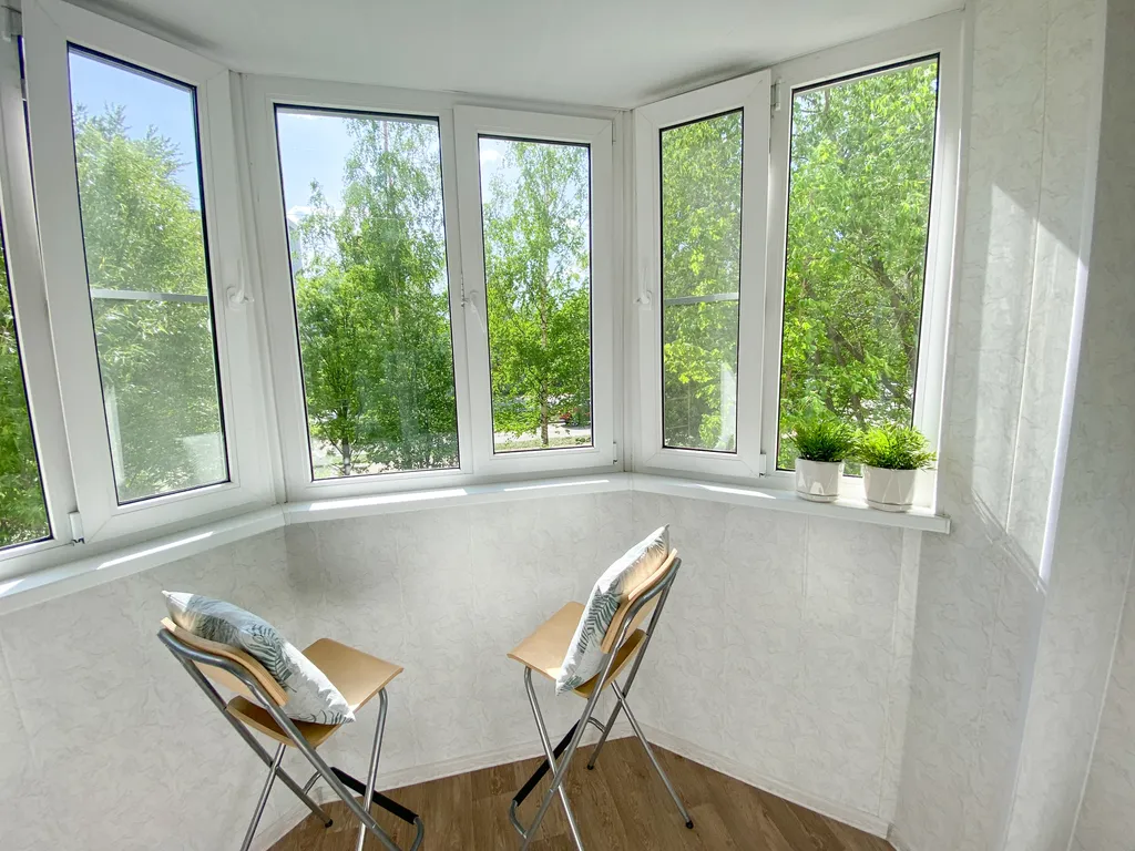 Евродвушка/однушка с большой кухней на Ленинградской