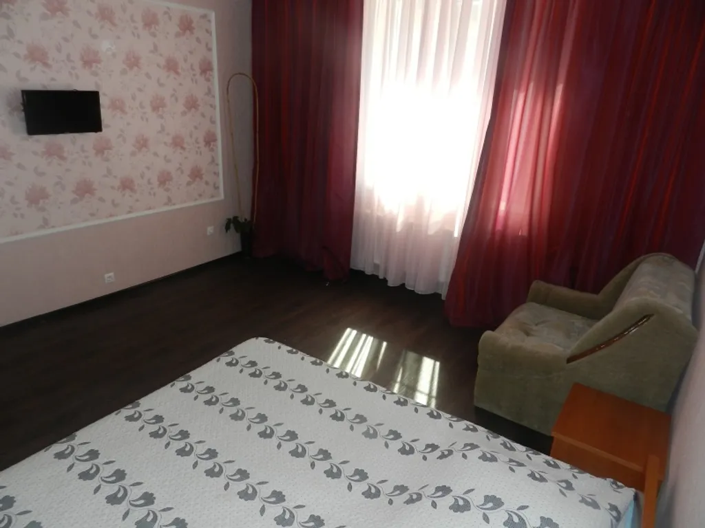 Уютная квартира в центре, рядом с мед. университетом